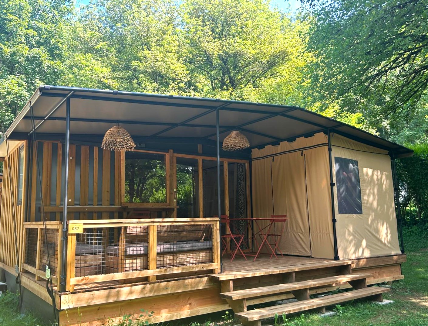 rives dolt et aubrac hebergement